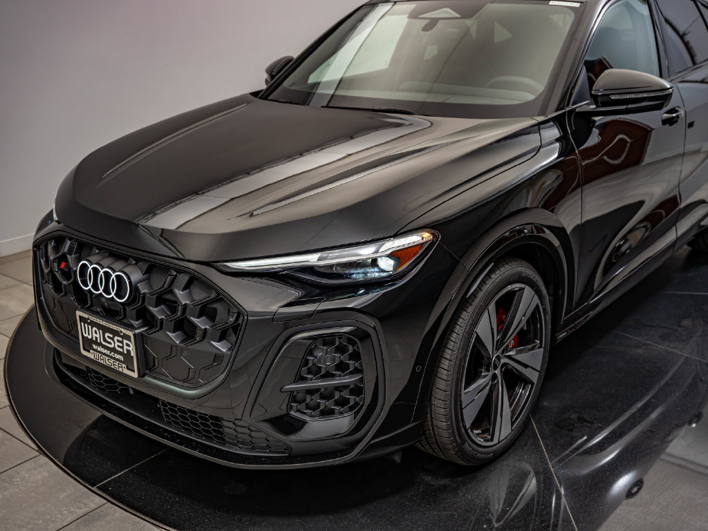 New 2026 Audi SQ5 Prestige AWD/4WD image 14