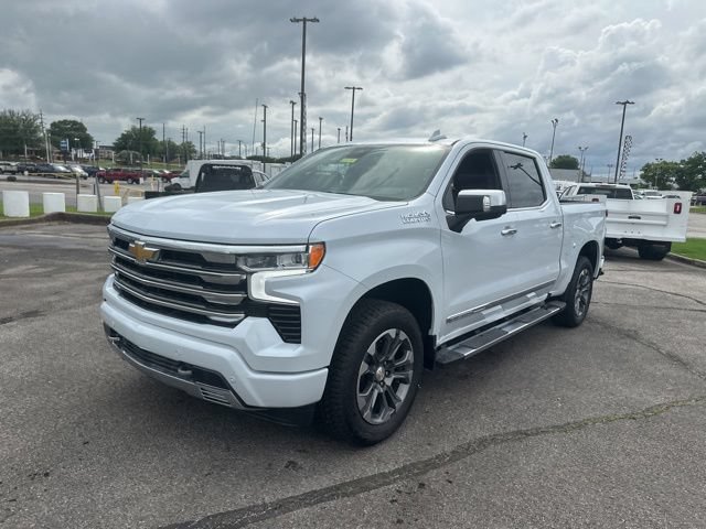 New 2026 Chevrolet Silverado 1500 High Country w/ Z71 Off-Road Package AWD/4WD image 7