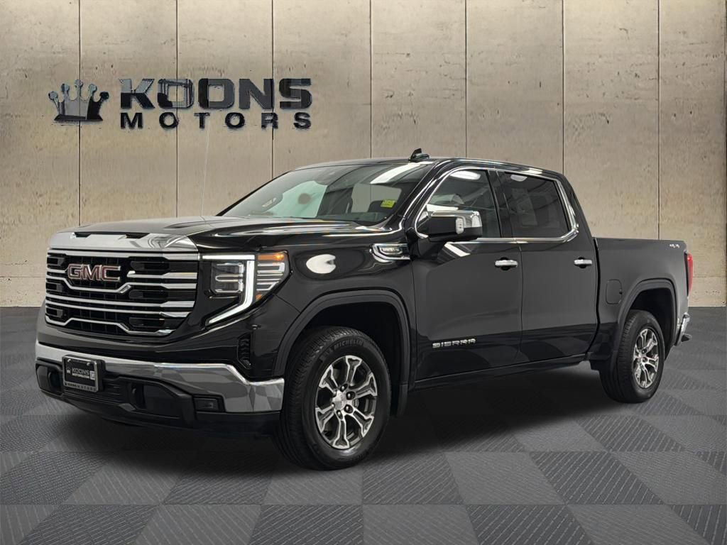 Used 2025 GMC Sierra 1500 SLT image 1