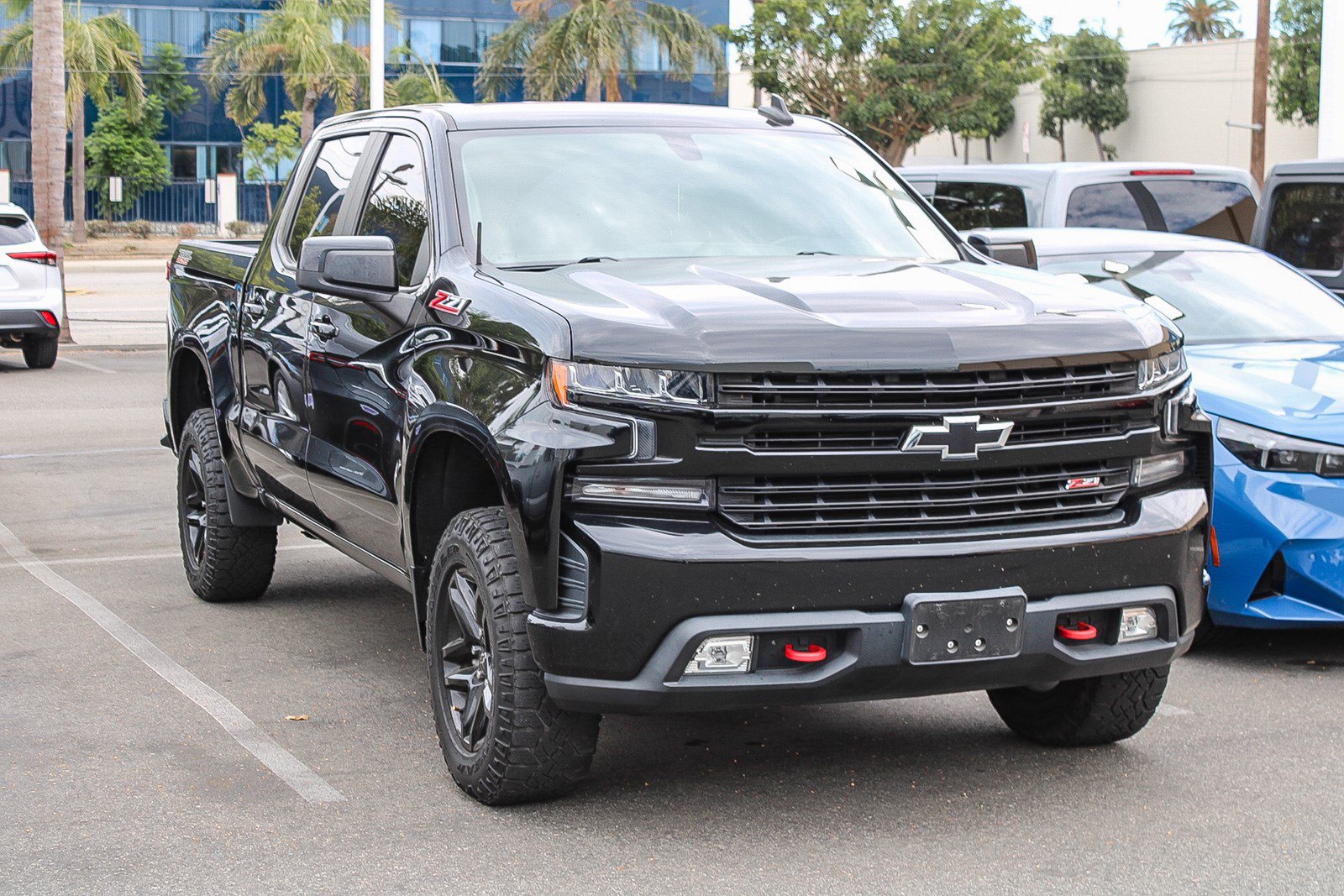 Used 2022 Chevrolet Silverado 1500 LT Trail Boss AWD/4WD image 3