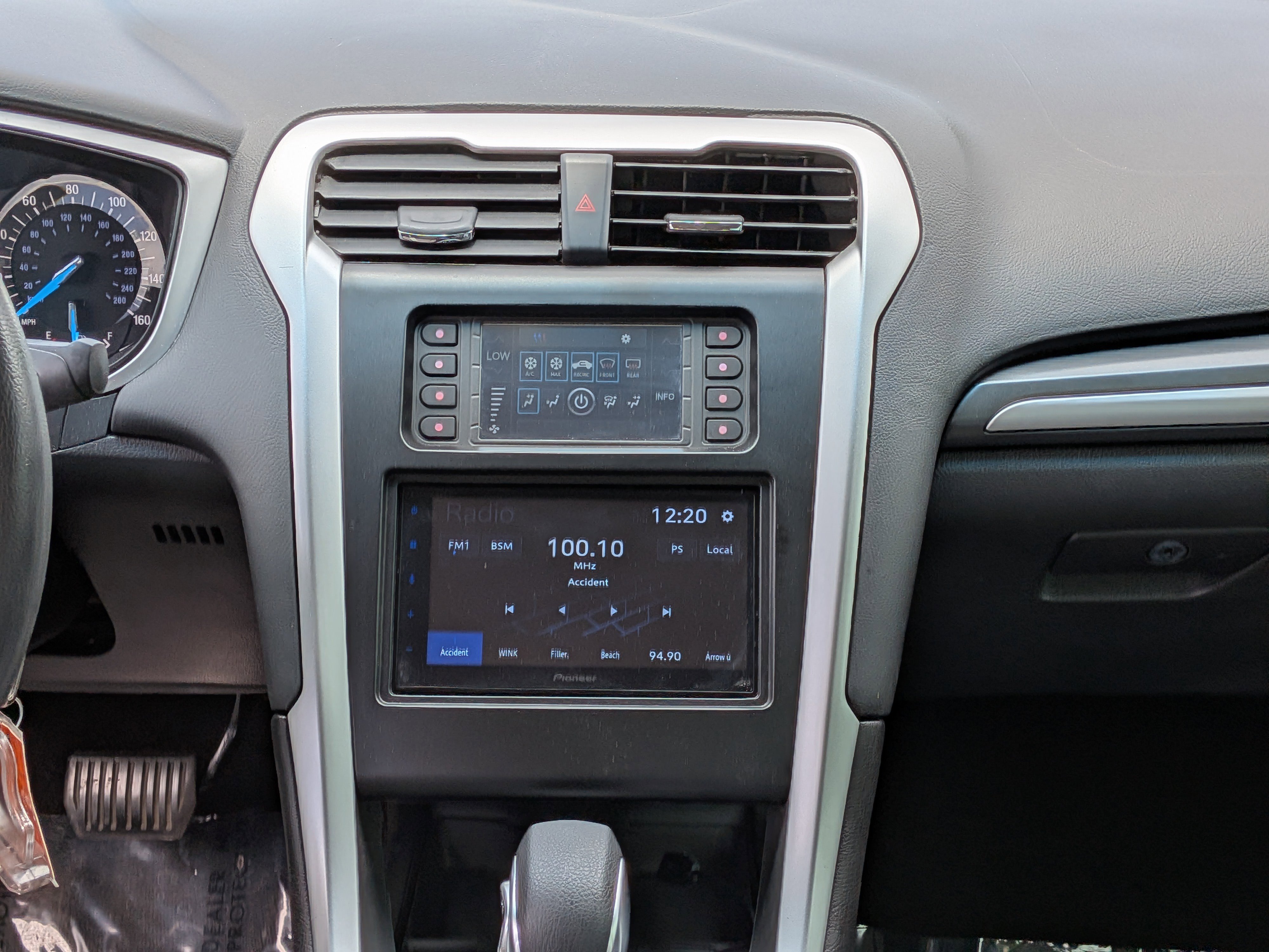 Used 2015 Ford Fusion S FWD image 19