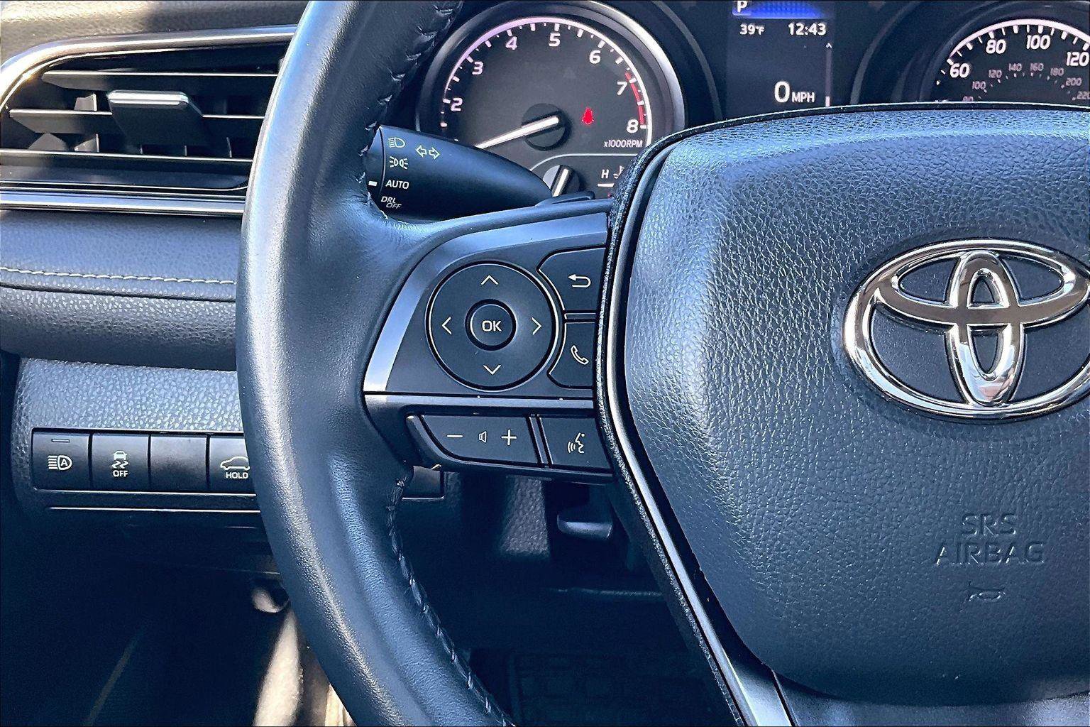 Used 2023 Toyota Camry SE image 24