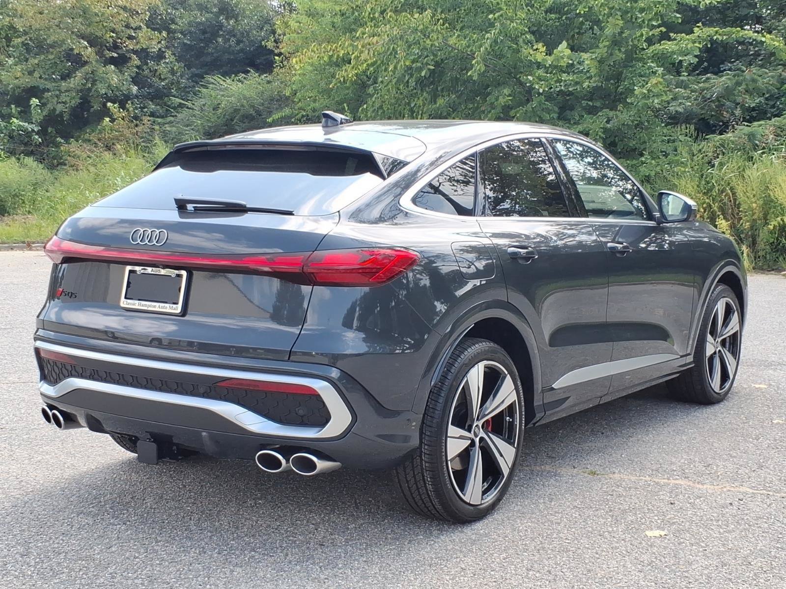 New 2026 Audi SQ5 Prestige AWD/4WD image 8