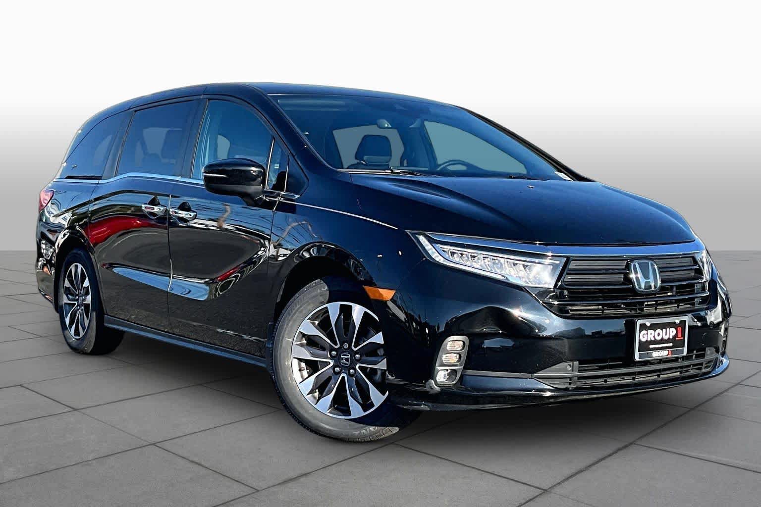 Used 2023 Honda Odyssey EX-L image 3