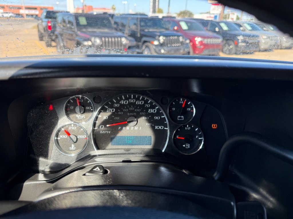 Used 2017 Chevrolet Express 2500 LS image 18