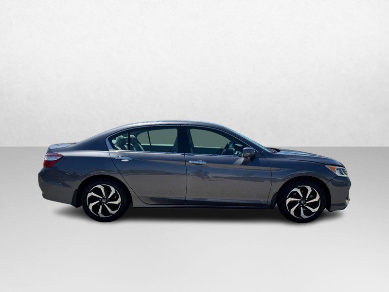 Used 2016 Honda Accord EX image 4