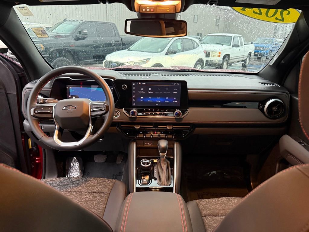 Used 2024 Chevrolet Colorado Z71 w/ Z71 Convenience Package 2 image 12