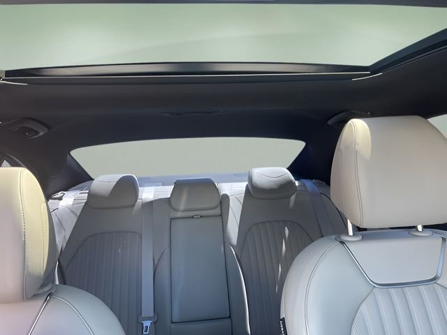 Used 2022 Genesis G70 3.3T w/ Sport Advanced Package image 10