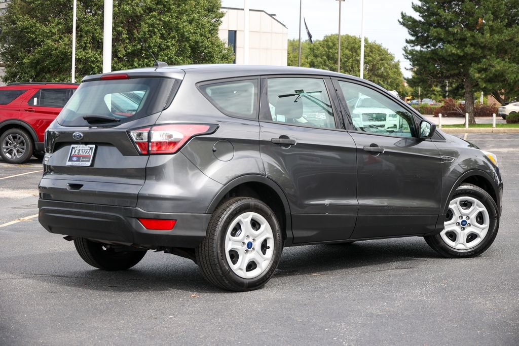 Used 2017 Ford Escape SE w/ SE Sport Appearance Package FWD image 20