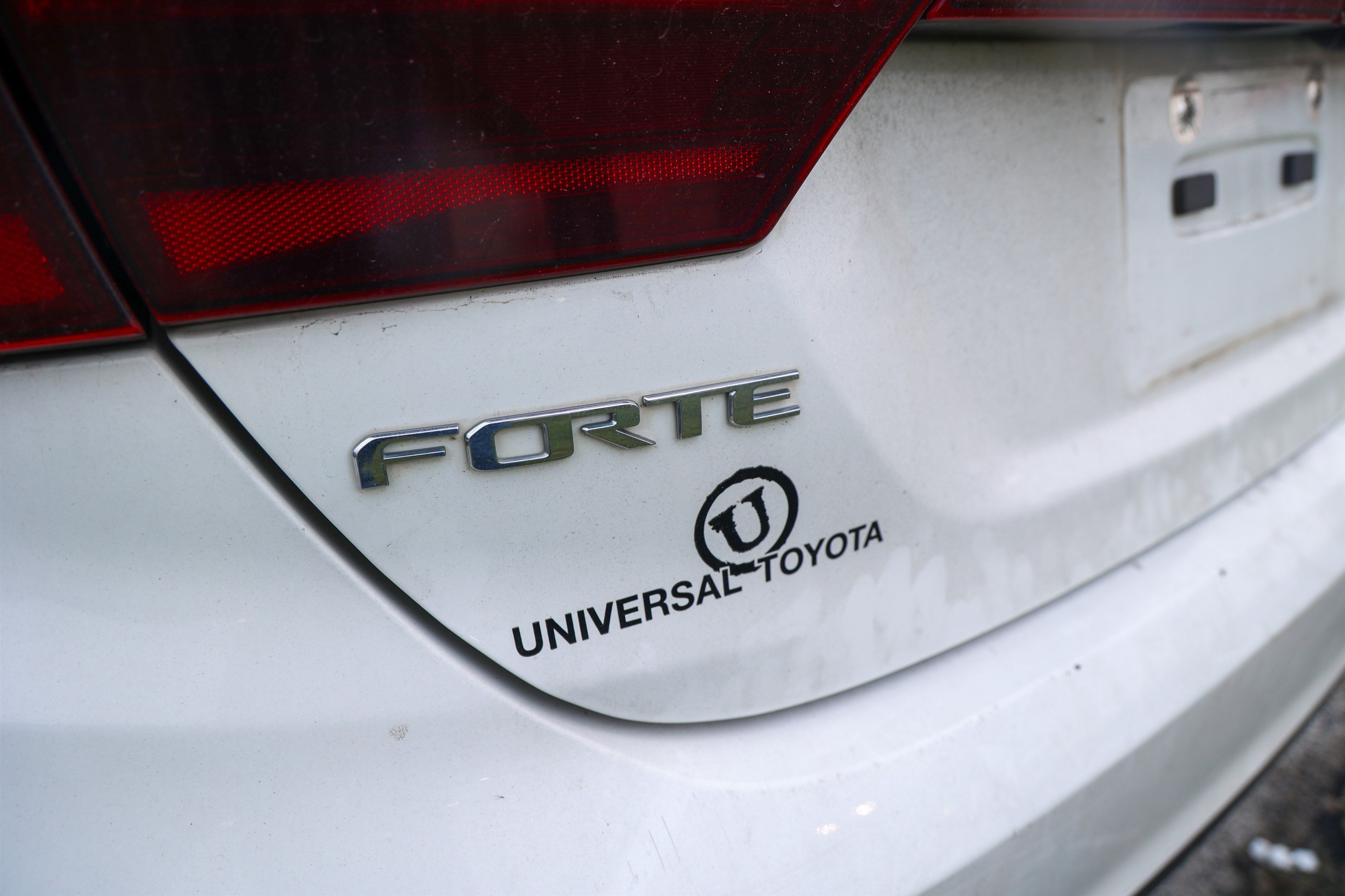 Used 2019 Kia Forte LXS FWD image 11