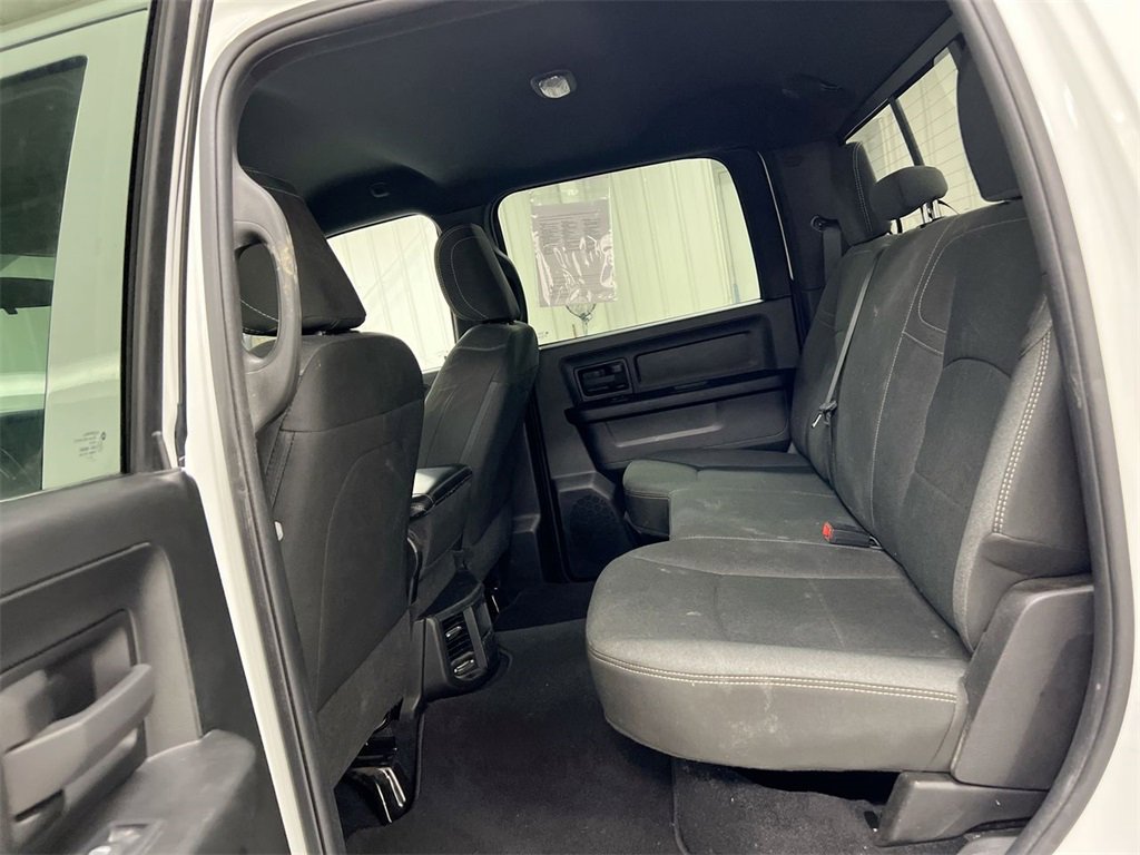 Used 2024 RAM 3500 Tradesman w/ Chrome Appearance Group image 22