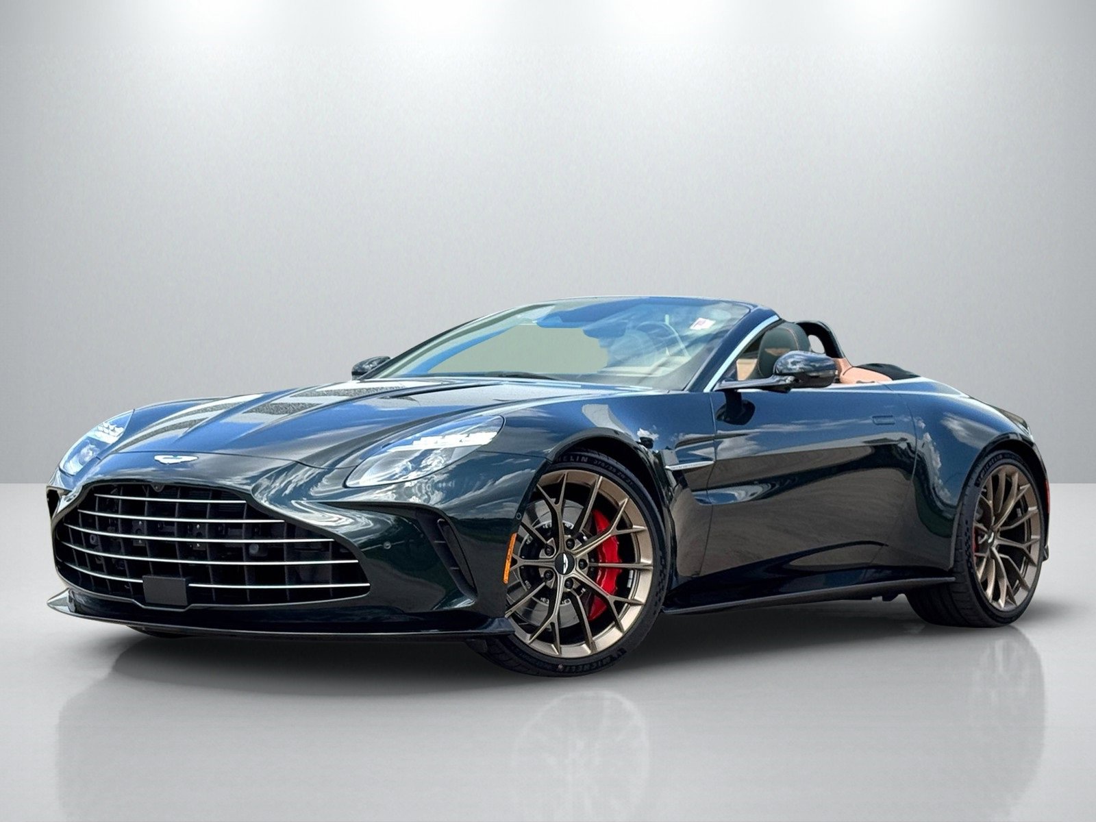 New 2026 Aston Martin V8 Vantage Coupe image 7