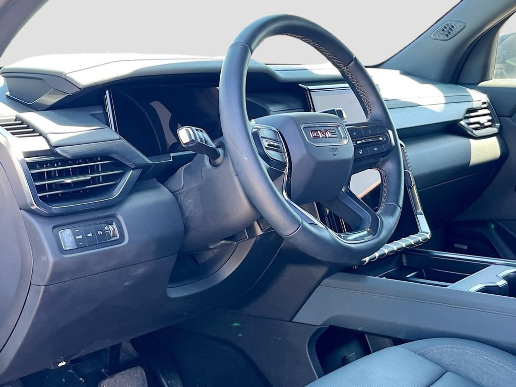 Used 2026 GMC Acadia AT4 AWD/4WD image 9