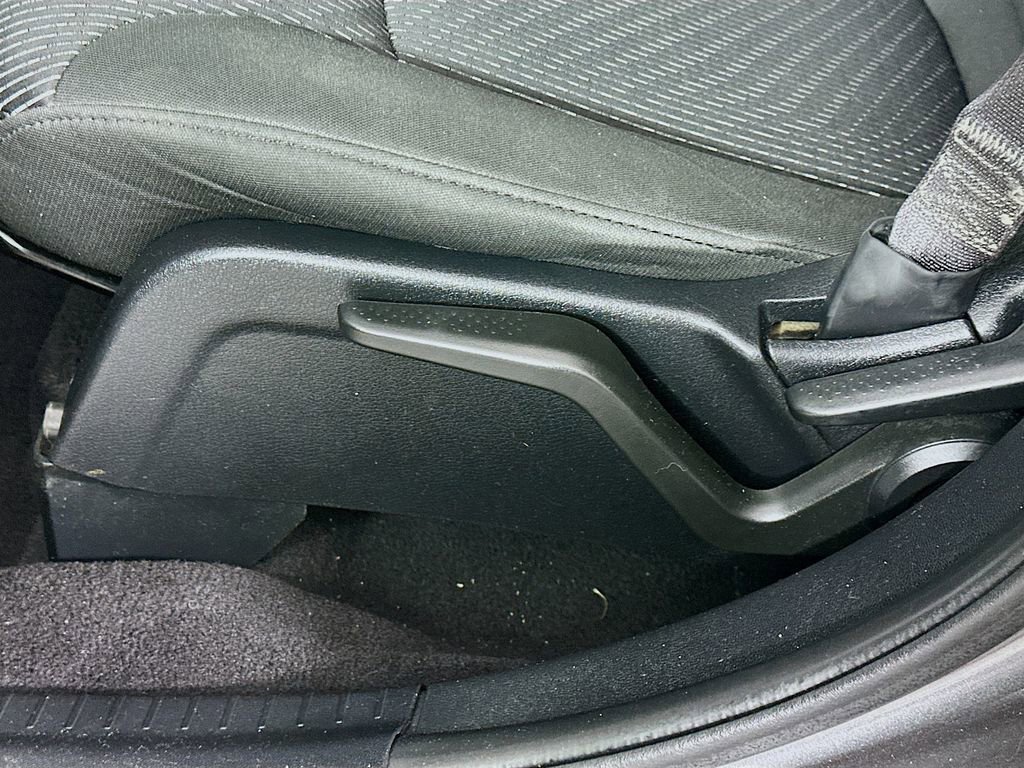 Used 2018 Dodge Journey SE image 21