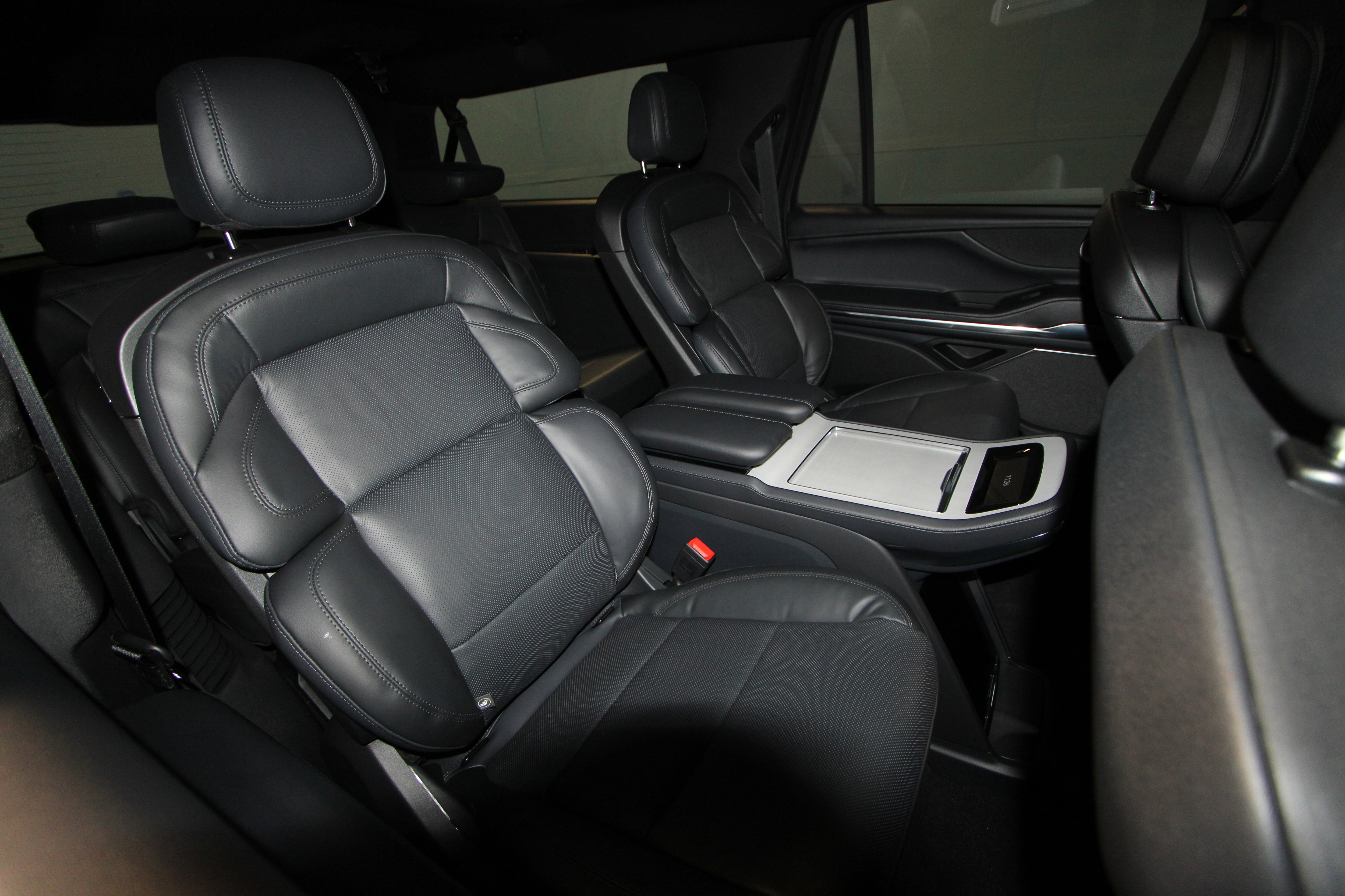 New 2026 Lincoln Navigator L Reserve w/ Jet Appearance Package image 22