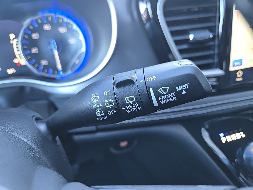 New 2026 Chrysler Pacifica Select w/ S Appearance Package AWD/4WD image 42