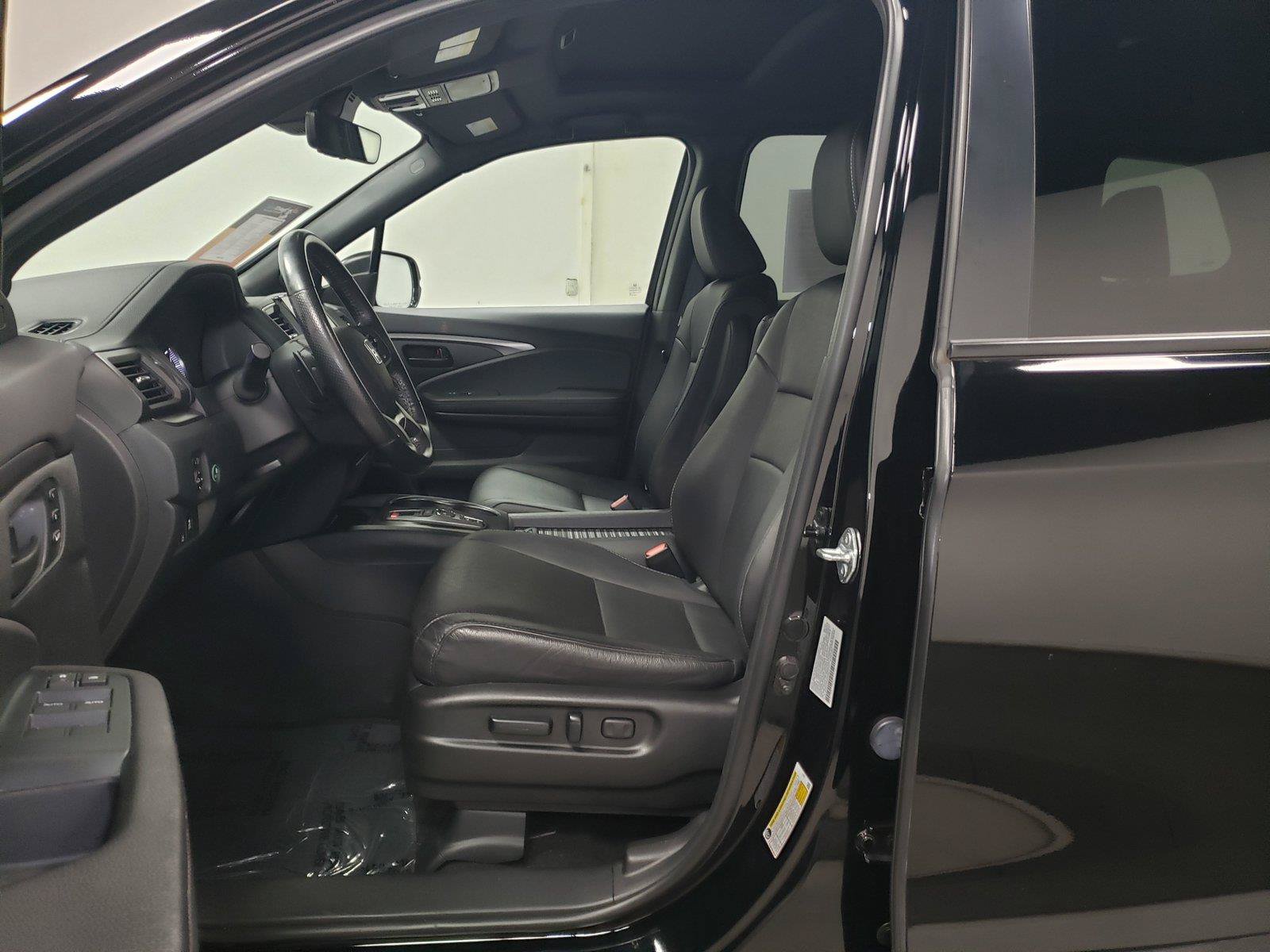Certified 2023 Honda Passport EX-L image 22