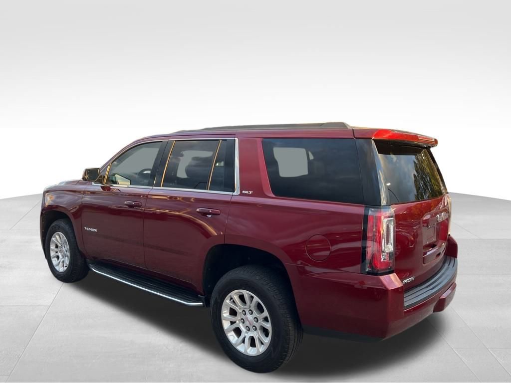 Used 2017 GMC Yukon SLT image 3