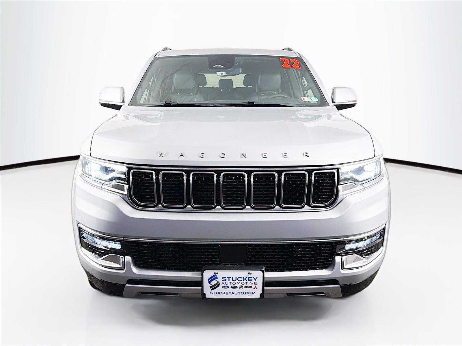 Used 2022 Jeep Wagoneer Series II w/ Rear Seat Video Group 1 image 2