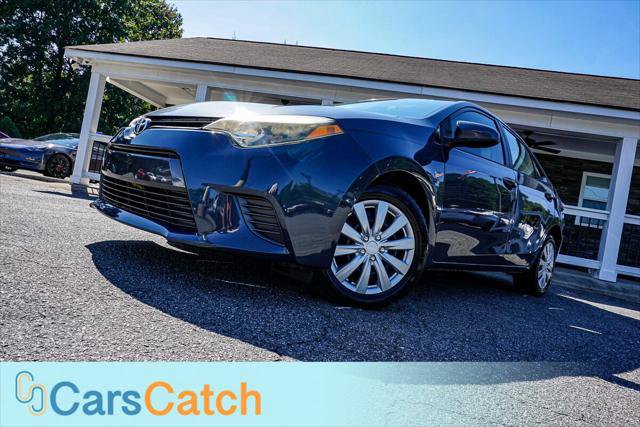 Used 2015 Toyota Corolla LE FWD image 3