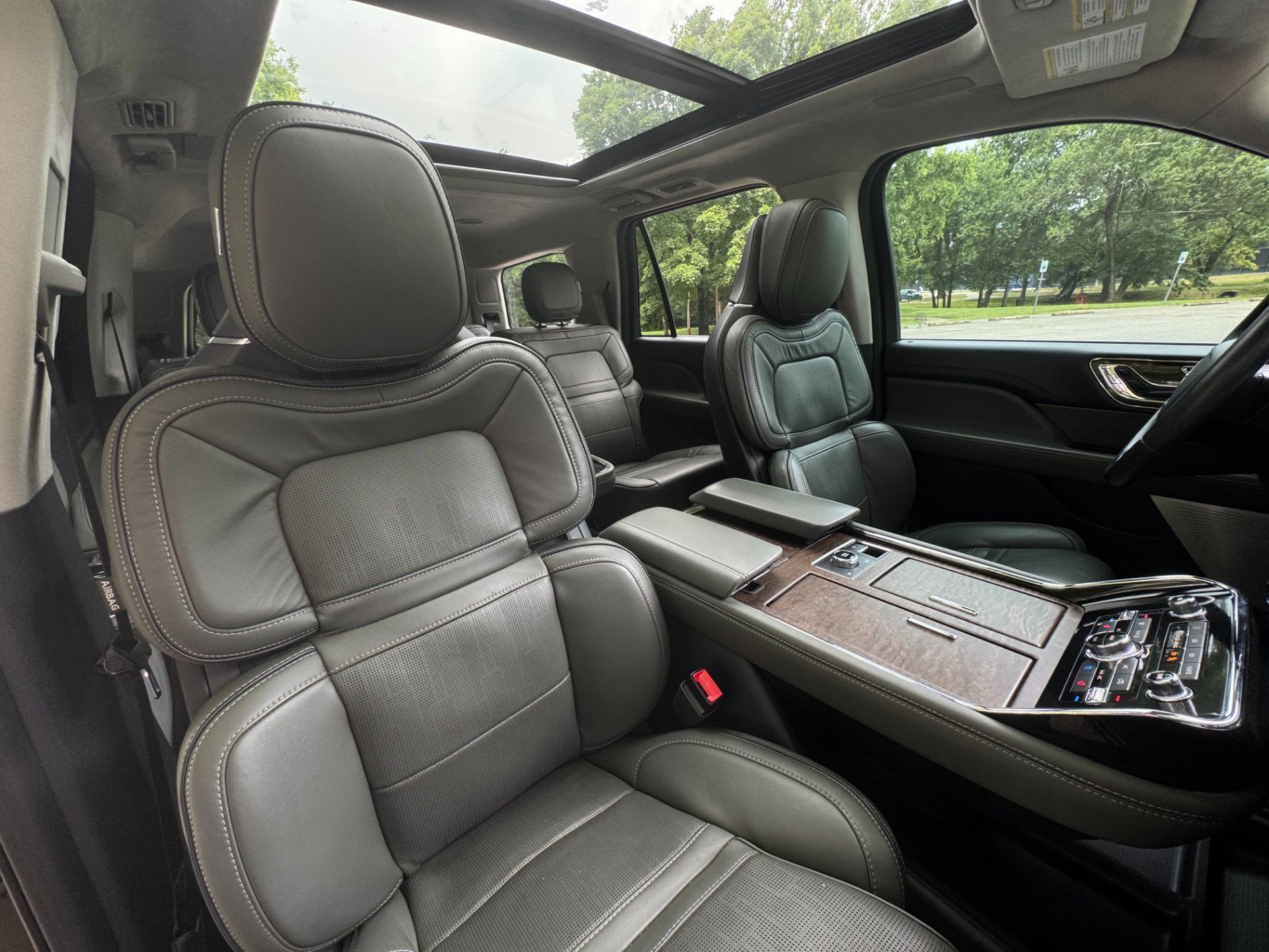 Used 2022 Lincoln Navigator Black Label image 22