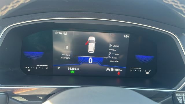 Used 2022 Volkswagen Tiguan SE image 15