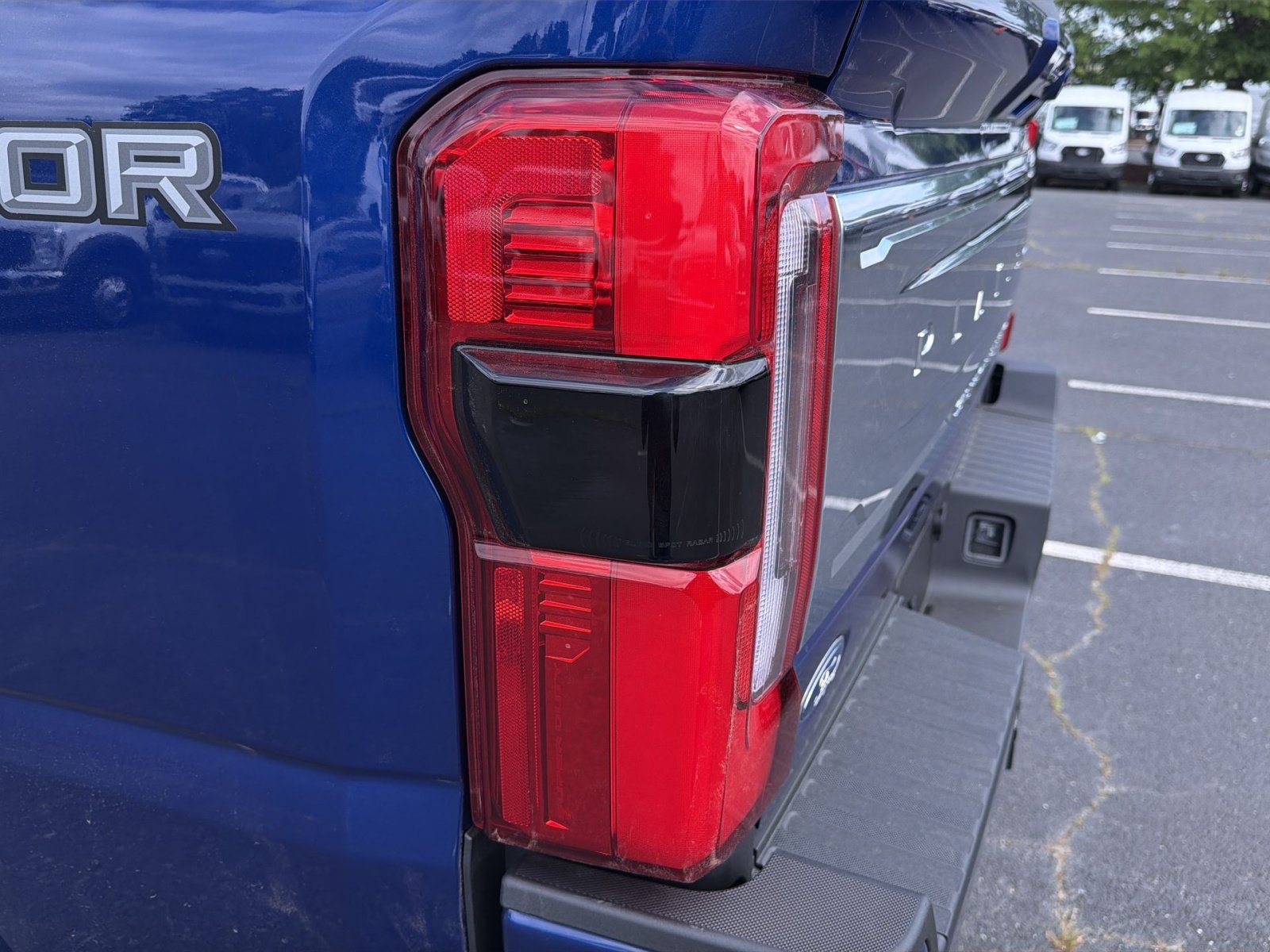 New 2026 Ford F350 Platinum w/ Platinum Plus Package AWD/4WD image 18