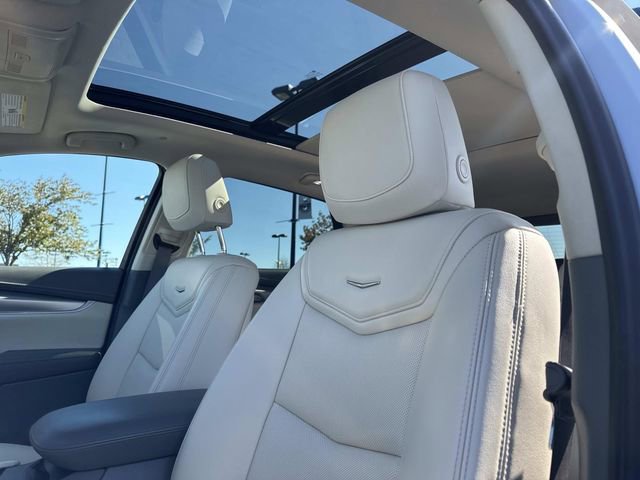 Used 2019 Cadillac XT5 Luxury w/ Advanced Security Package image 17