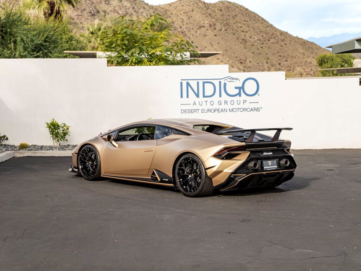 Used 2023 Lamborghini Huracan Tecnica image 9
