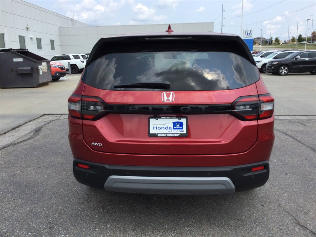 New 2025 Honda Pilot EX-L image 5