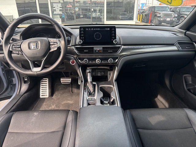 Used 2022 Honda Accord Sport image 3