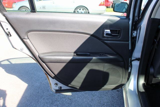 Used 2012 Ford Fusion SE image 31