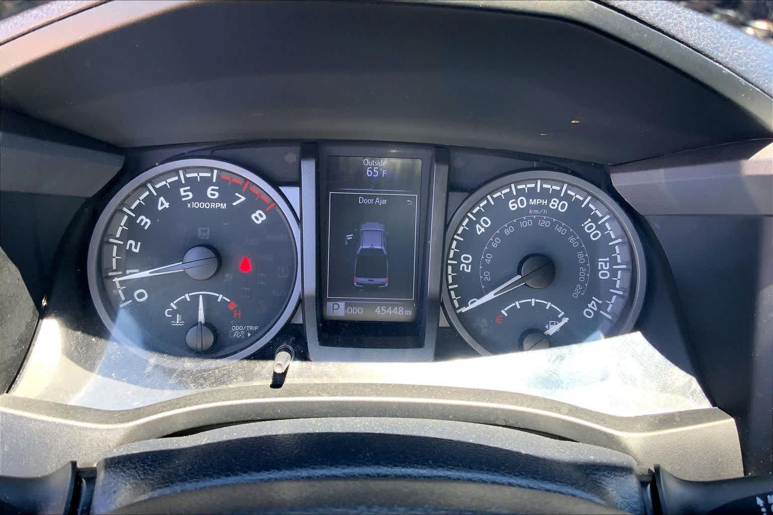 Used 2020 Toyota Tacoma TRD Sport w/ Technology Package AWD/4WD image 25