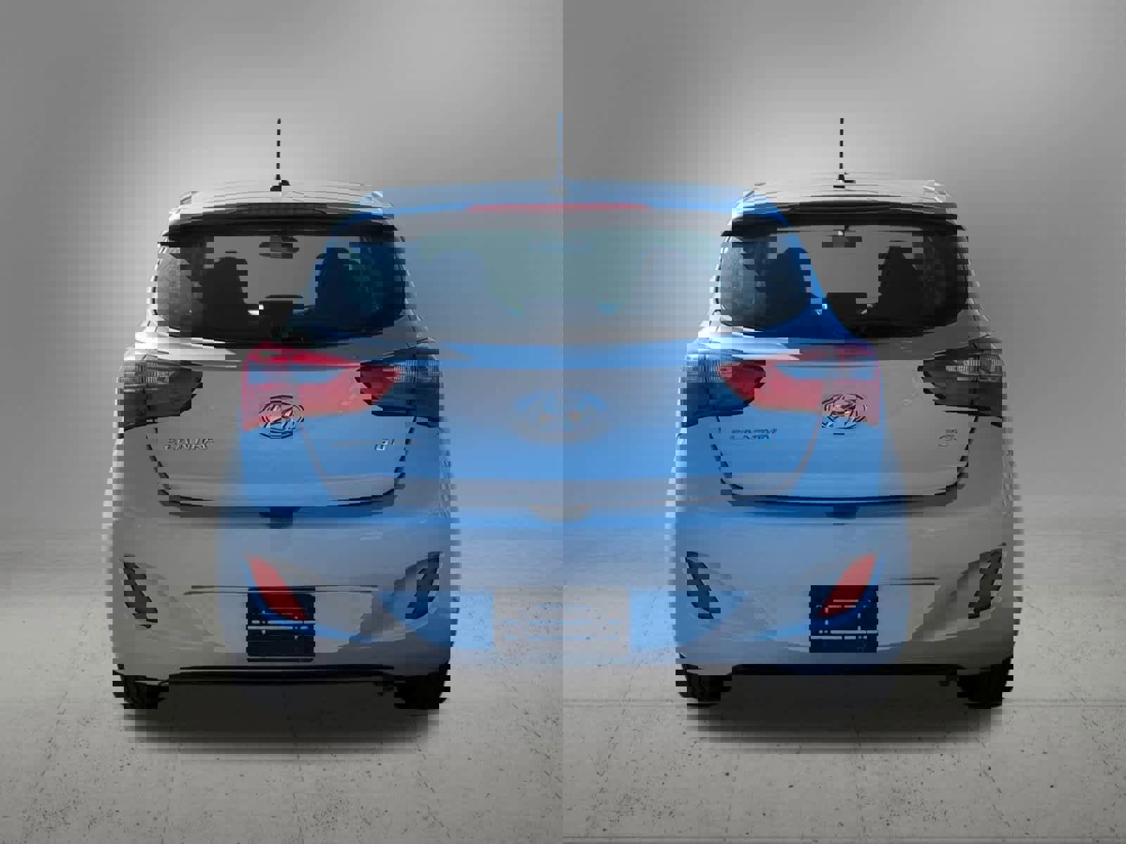 Used 2017 Hyundai Elantra GT image 5