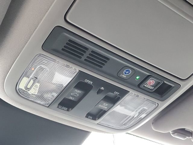 Certified 2023 Honda Odyssey Touring image 22