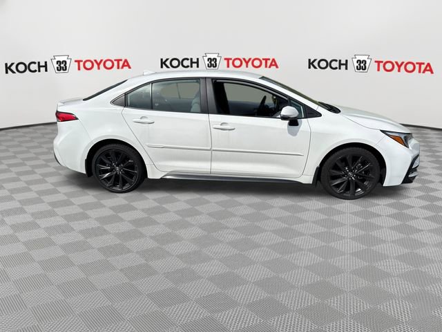 Used 2023 Toyota Corolla SE image 9