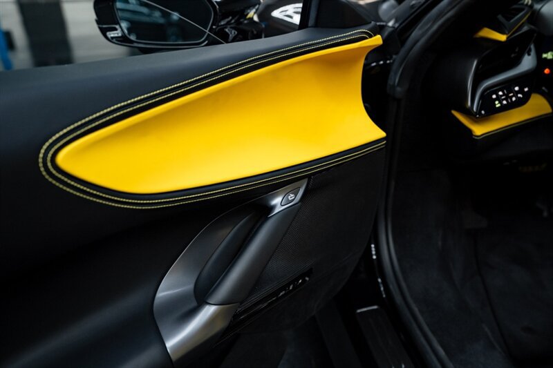 Used 2025 Ferrari SF90 Spider AWD/4WD image 39