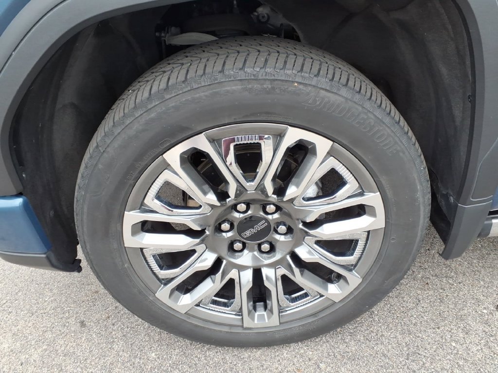 Used 2024 GMC Sierra 1500 Denali Ultimate AWD/4WD image 10
