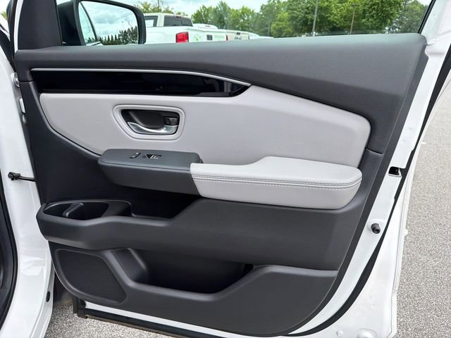 Used 2025 Honda Pilot EX-L image 14