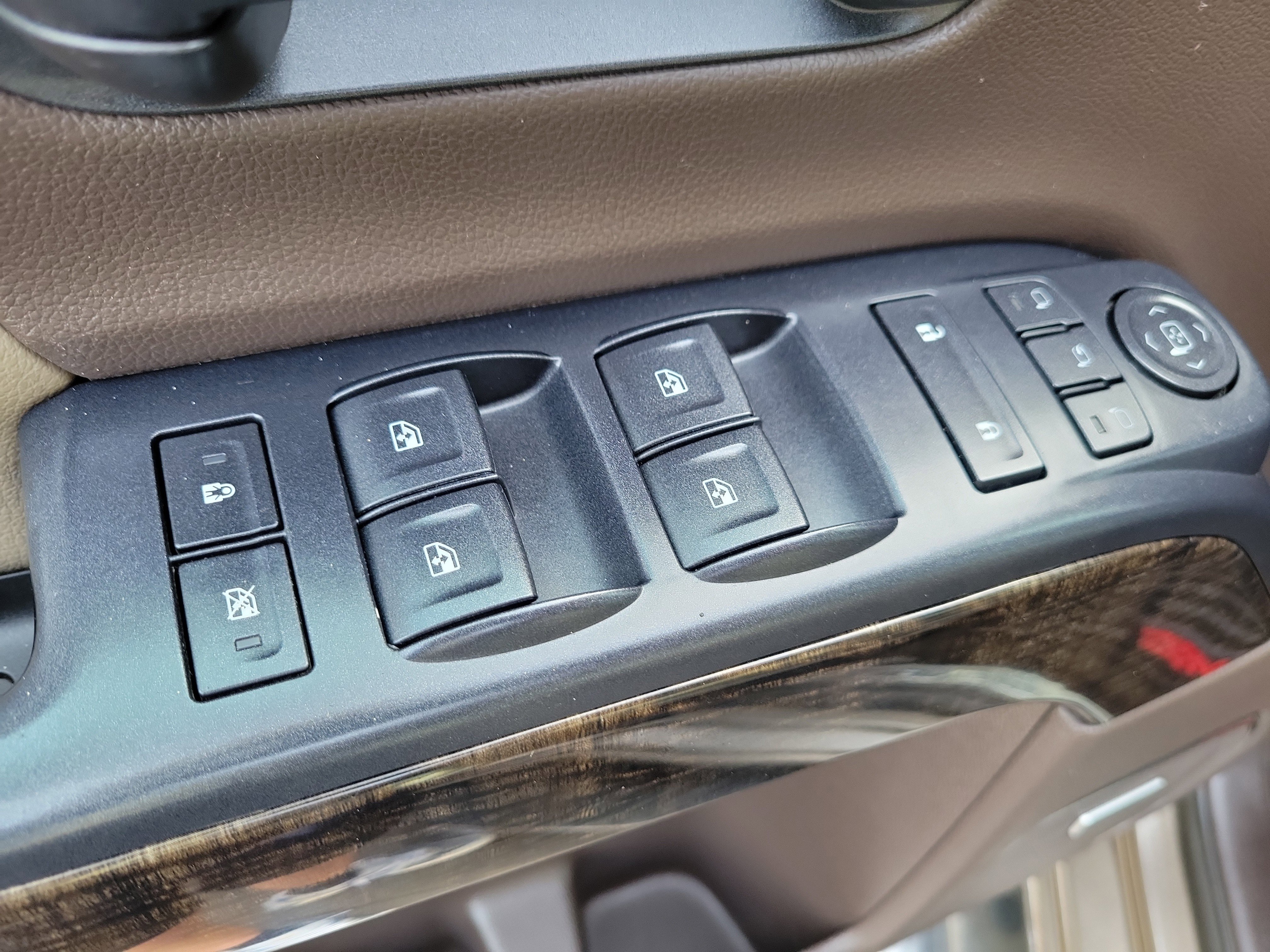 Used 2015 GMC Sierra 3500 Denali w/ Duramax Plus Package image 20