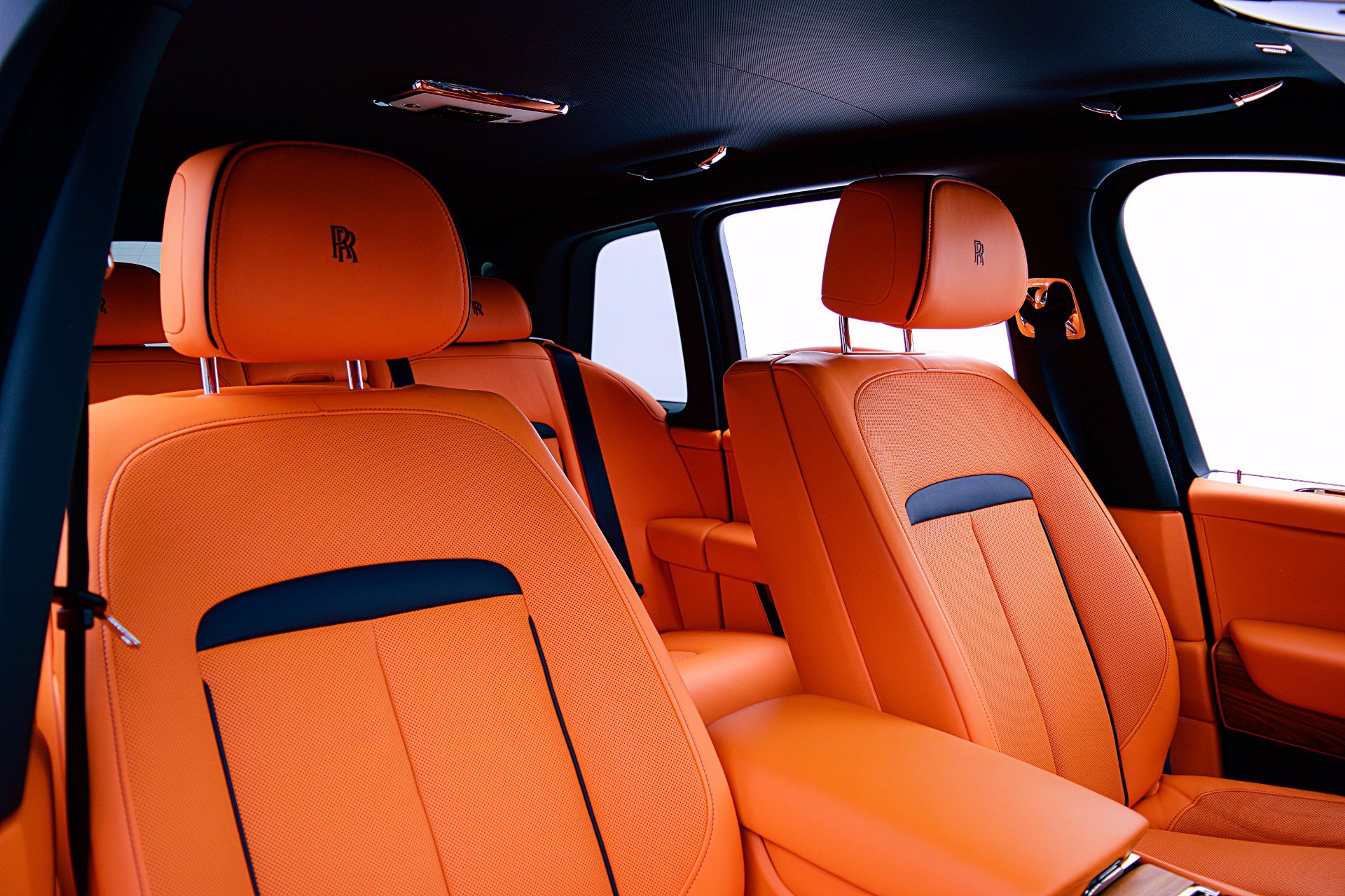 Used 2025 Rolls-Royce Cullinan image 34
