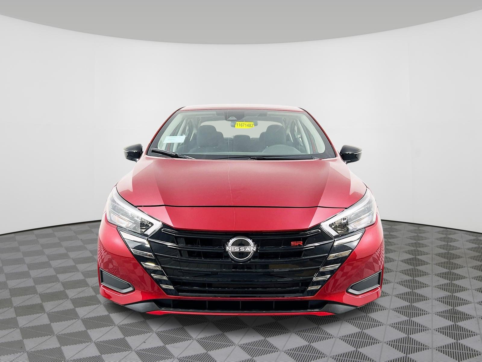 New 2025 Nissan Versa SR w/ Trunk Package FWD image 25
