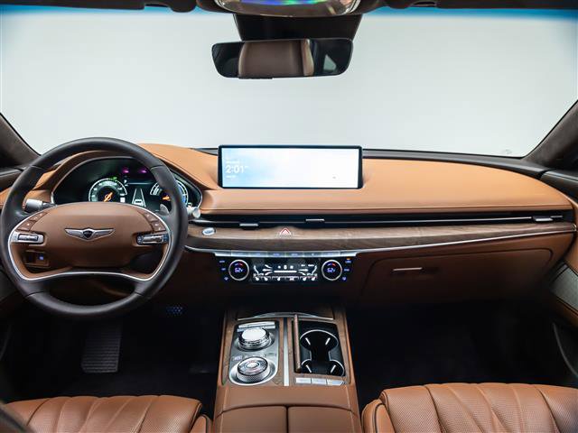 Used 2023 Genesis Electrified G80 image 19