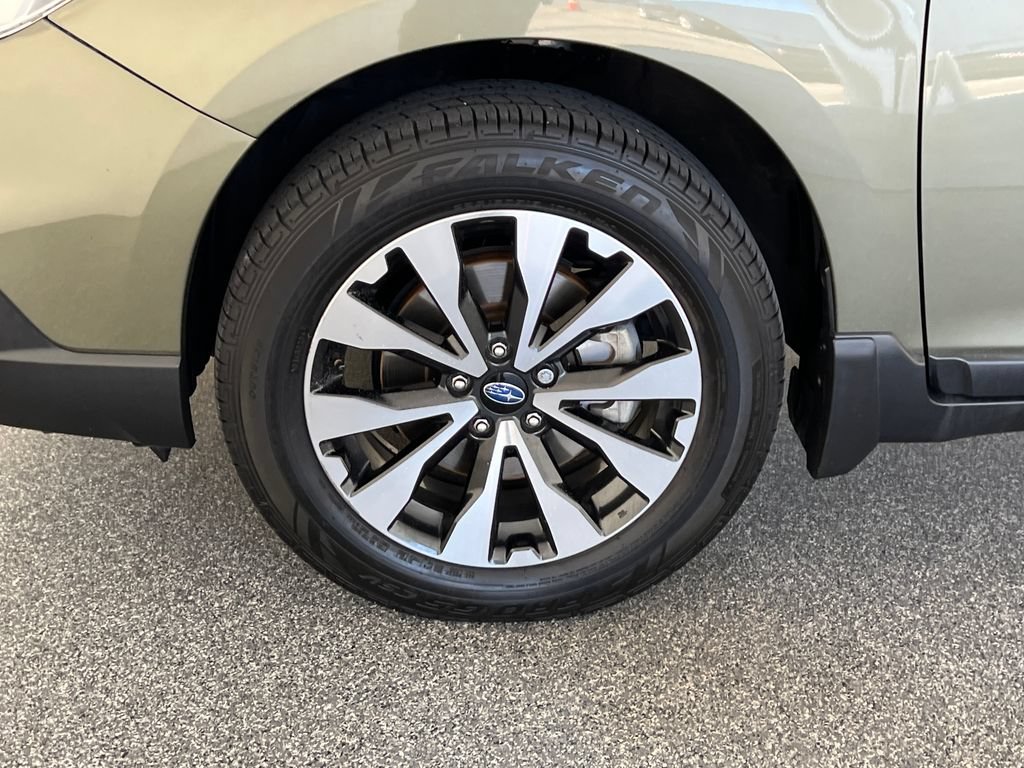 Used 2017 Subaru Outback 2.5i Limited AWD/4WD image 28