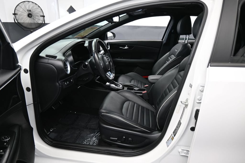 Used 2024 Kia Forte GT-Line w/ GT-Line Premium Package FWD image 10