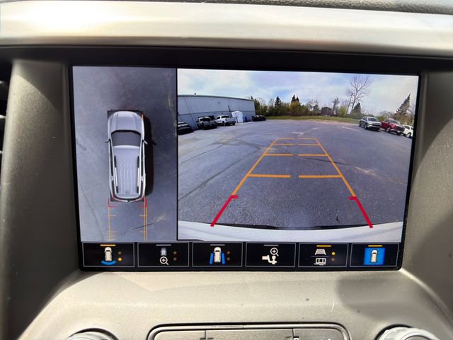 Used 2023 GMC Acadia SLT w/ Technology Package AWD/4WD image 25