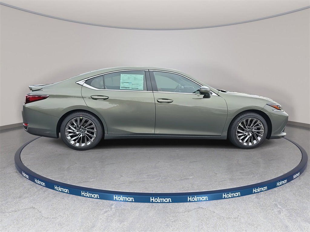 New 2025 Lexus ES 300h w/ Luxury Package image 4