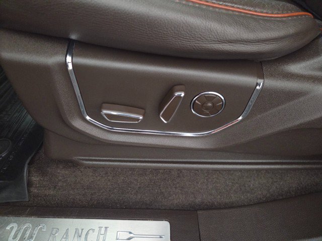 Used 2017 Ford F150 King Ranch w/ Equipment Group 601A Luxury AWD/4WD image 74