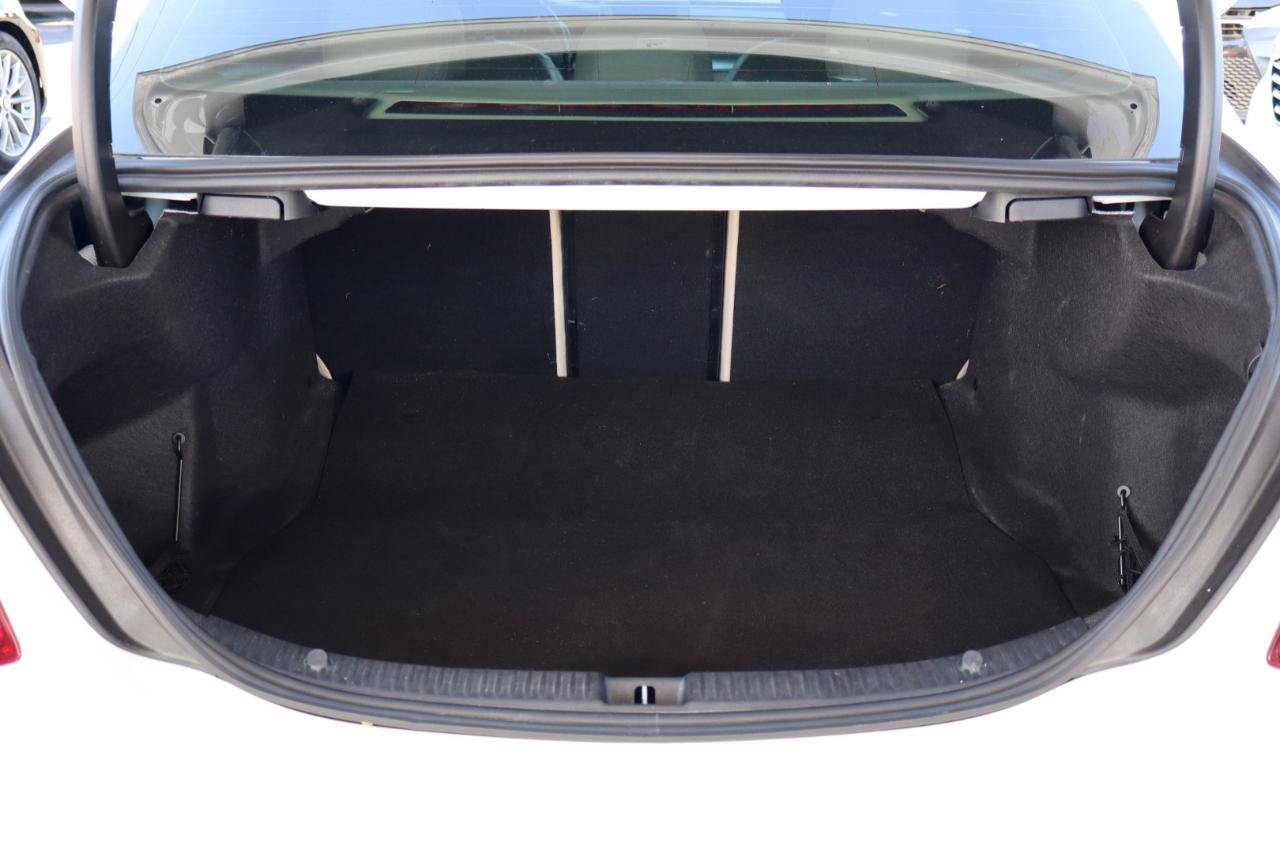 Used 2017 Mercedes-Benz C 300 Sedan image 10