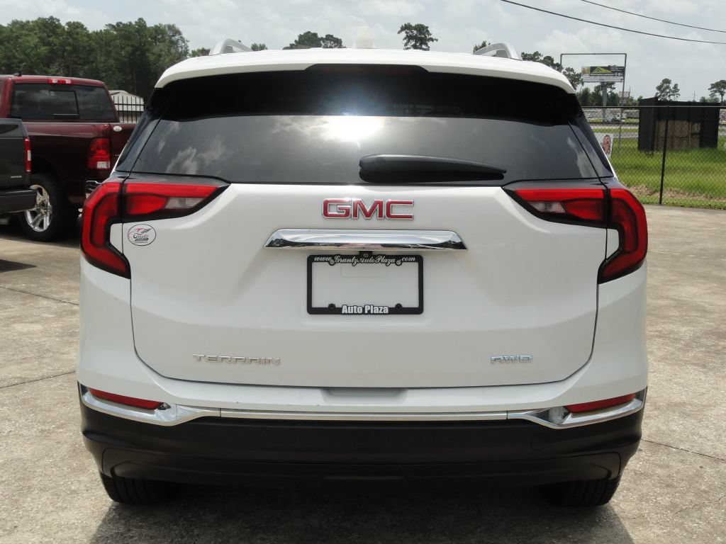 Used 2020 GMC Terrain SLT AWD/4WD image 4